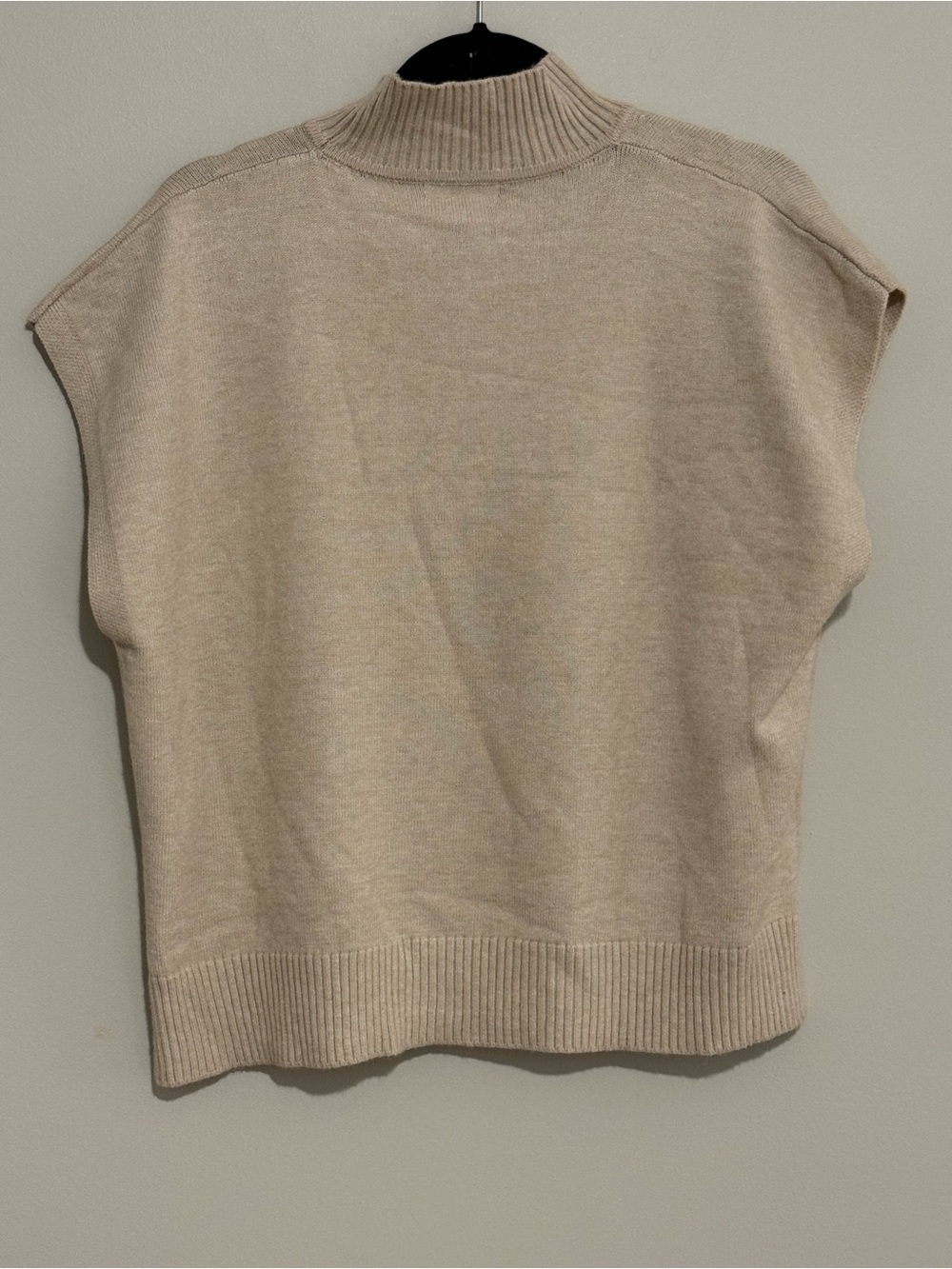 Max Studio Beige Mock Neck Sweater Vest Cap Sleeve Knit Top Quiet Luxury - Picture 5 of 8